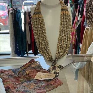 Elegant Beaded Necklace with Pendant